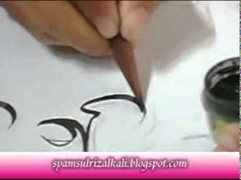 Download Video TUTORIAL  KALIGRAFI_menulis khat naskhi_Pesantren kaligrafi alquran lemka_MTQ(0)