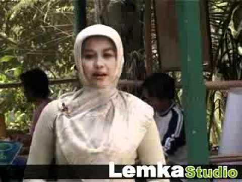Download Video profil Pesantren Kaligrafi Alquran Lemka_TV Edukasi  part 2.avi