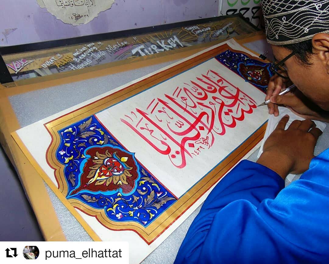 Foto Karya Kaligrafi #Repost @puma_elhattat (@get_repost)
・・・
Tezhib
.
#khattat #khattsulus #tsulus #…- kaligrafer Indonesia posting ulang