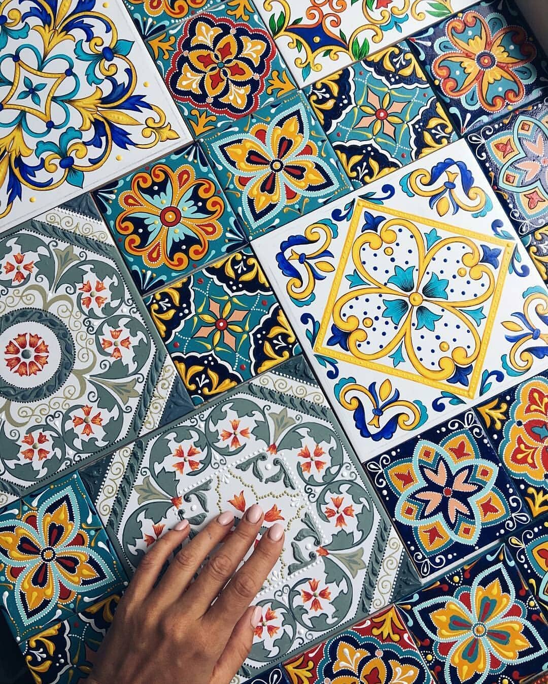 Beautiful tiles
By @anastasia_ropalo
=================
Shop Art NOW
www.artnfann…