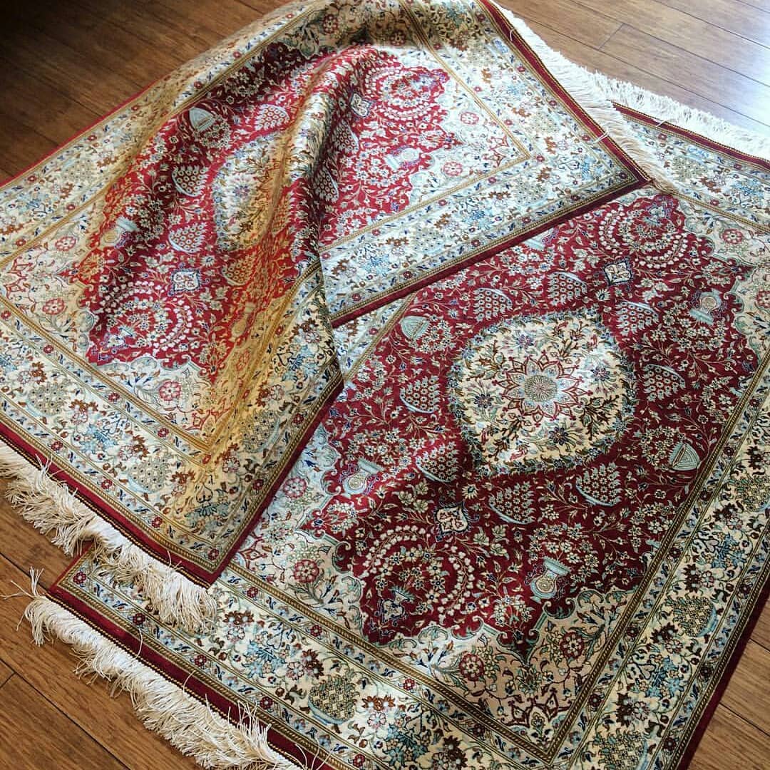 Persian Carpets ftw!!!
by @carpets_baku
————————————-
Sh…