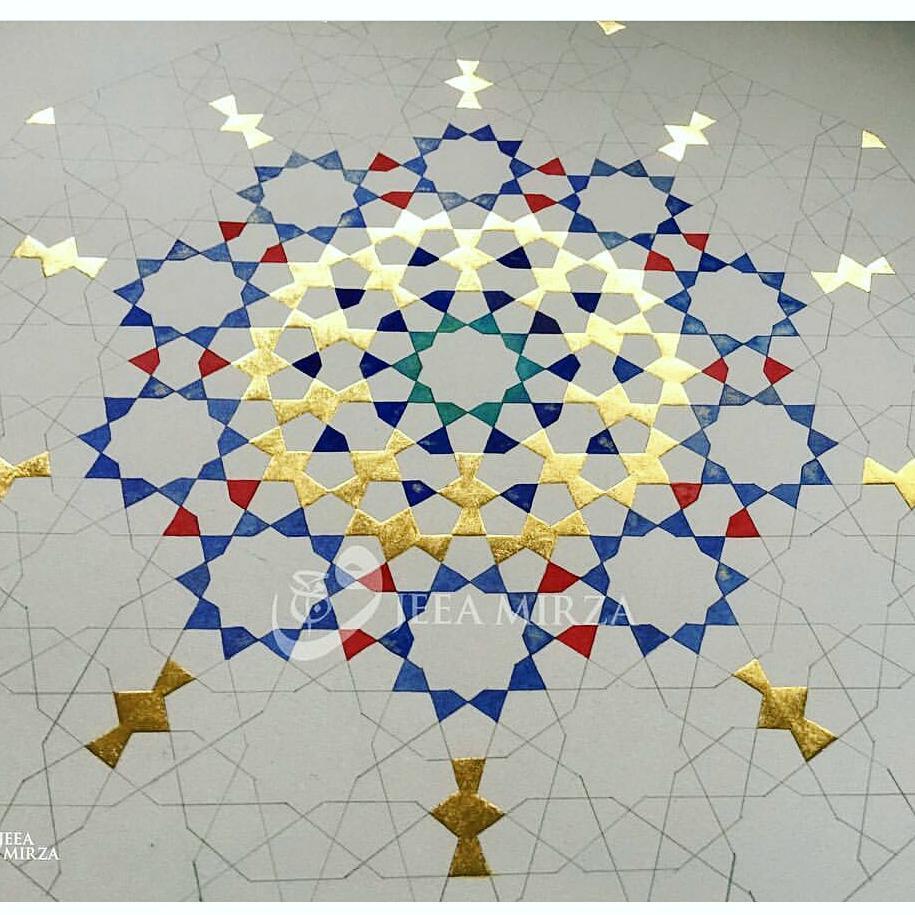 By @jeeamirza .
.
.
.
#art#pattern#geometry#gold#painting#islamicart#artnfann…