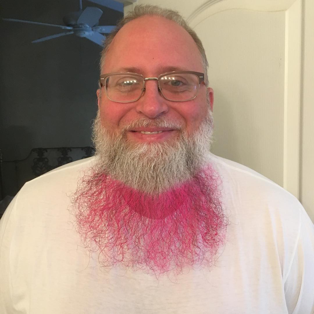 Donwload Photo Khat I had promised my daughter that one day she could dye my beard for a day. That d…- vosier